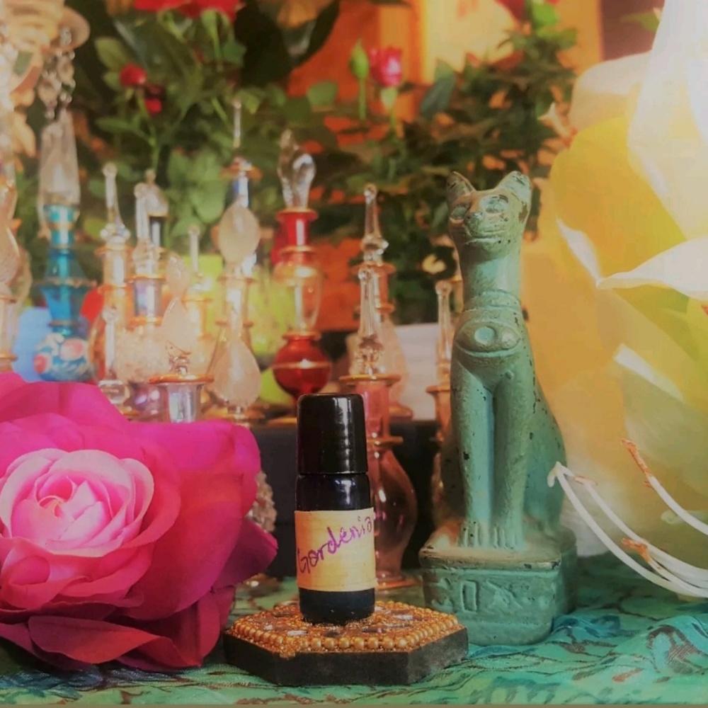 🇪🇬 Essence of Egypt gardenia oil